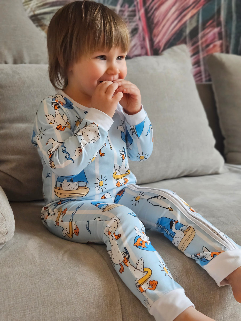 Baby Romper with 2-way zipper "Cheerful Geese" (Jersey fabric)
