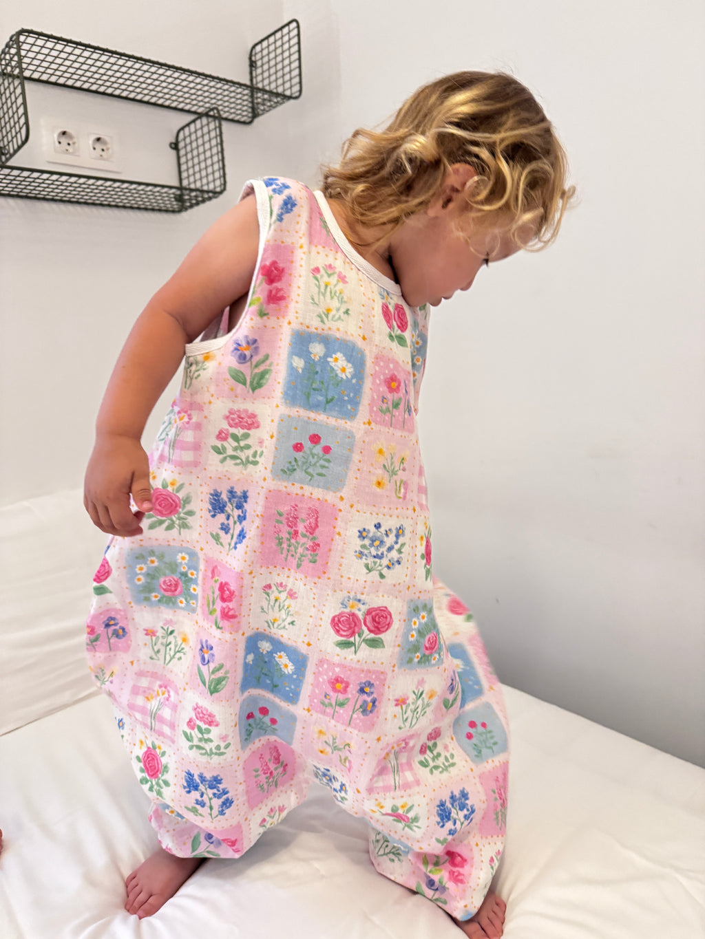 Ultra-Thin Summer Muslin Sleeping Bag with Legs Pastel Garden